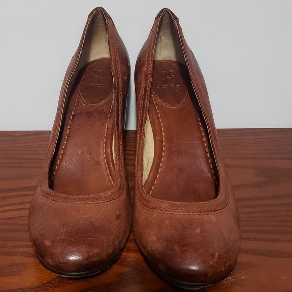 Frye Pumps - Picture 1 of 5